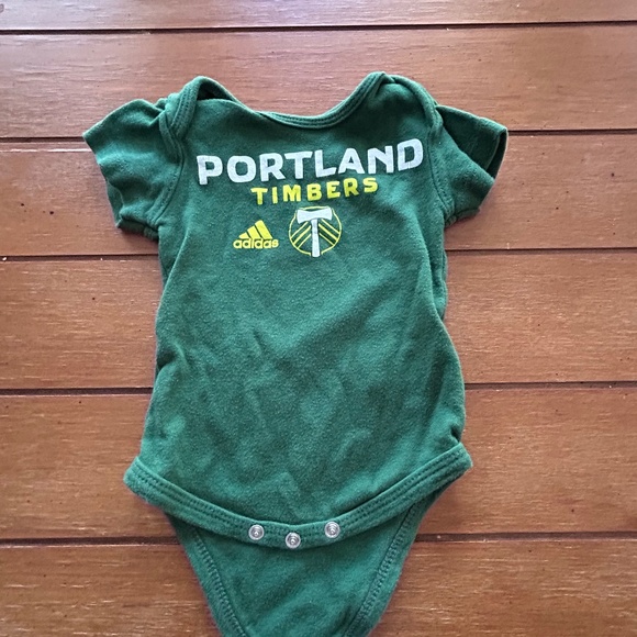Baby Portland’s Timbers soccer onesie 6/9 m - Picture 1 of 6
